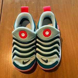 Nike Dynamo Go Toddler Shoes - Size 8C